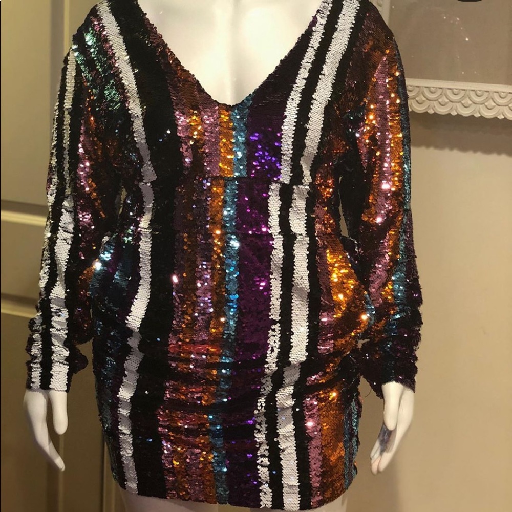 Plus Size Sequin Dress w/ Front pockets